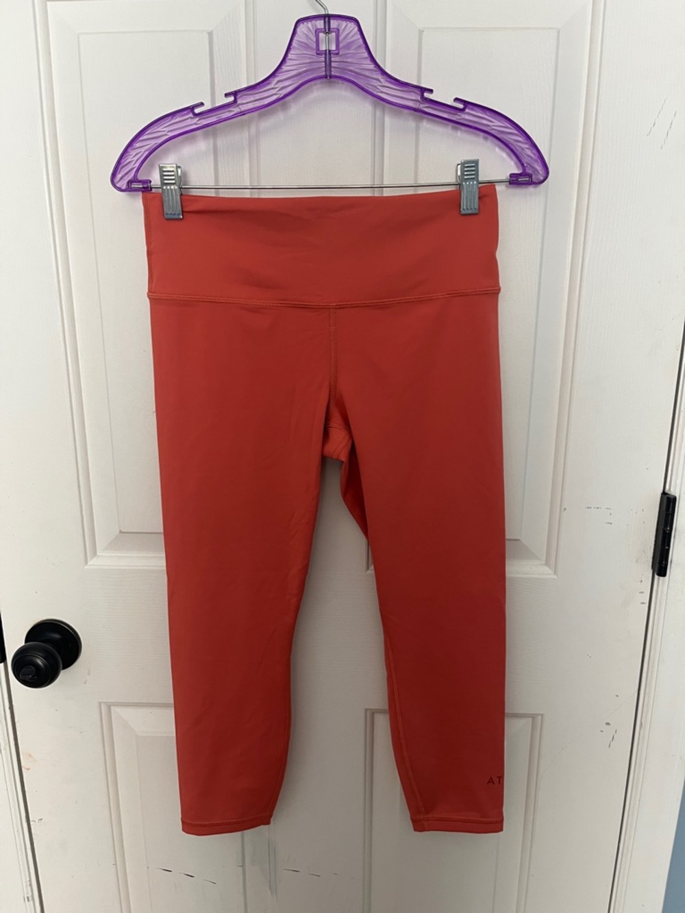 LIKE NEW Athleta Elation Train Logo 7/8 Leggings - Orange - Sz M/P